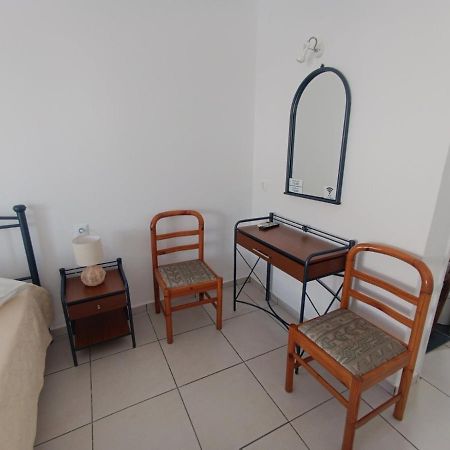 Meropi Rooms 卡马雷 外观 照片